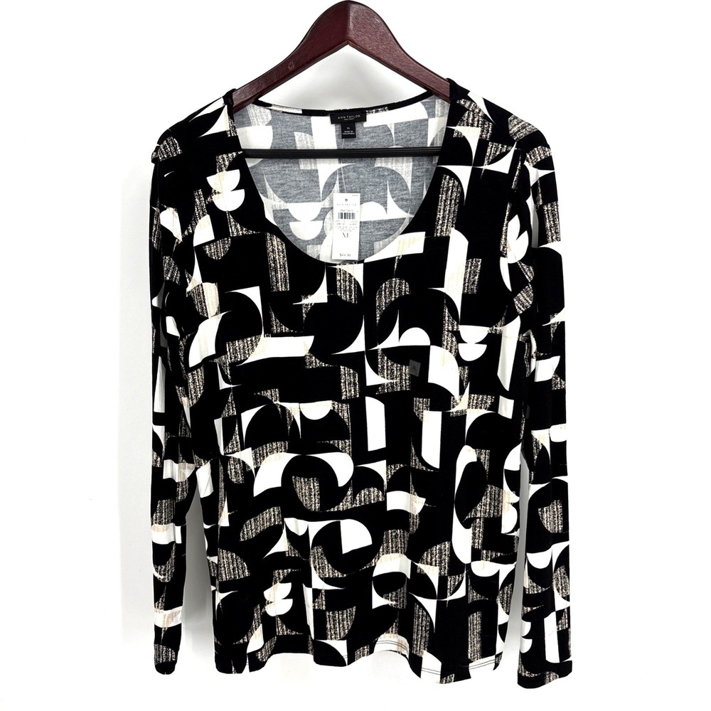 Ann Taylor Women's Black & White Geometric Abstract Top Blouse Sz XL NWT